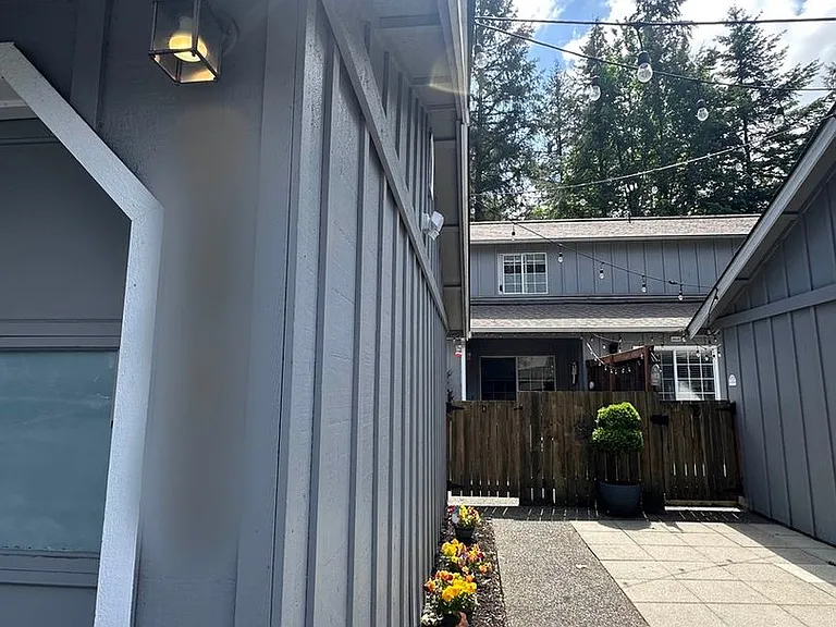 2821 60th Ln SE #D — Photo 8