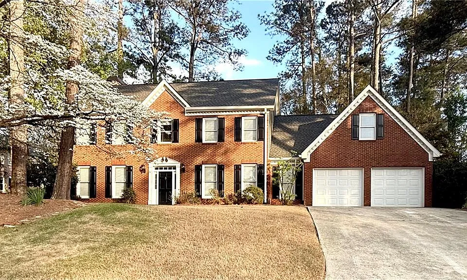 11175 Linbrook Ln