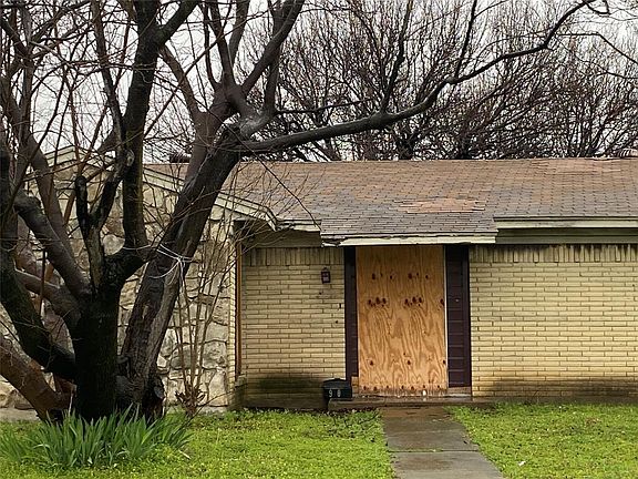 3rd image of 9701 Glengreen Dr