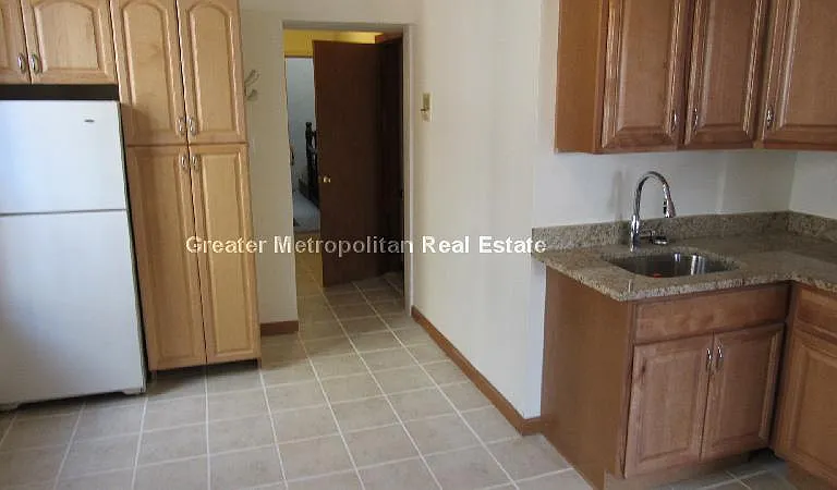 16 Battery St #4R — Photo 33