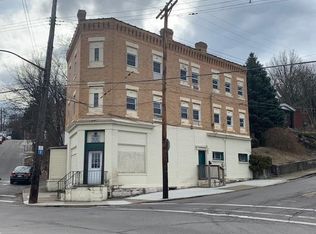 3167 Kelvin St, Pittsburgh, PA 15204