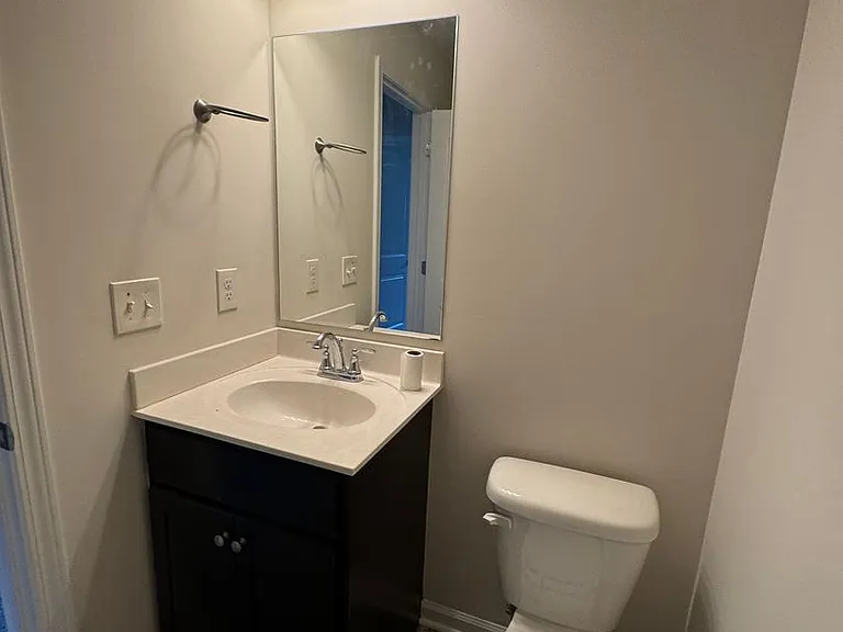 1605 Gambill Wood Dr — Photo 14