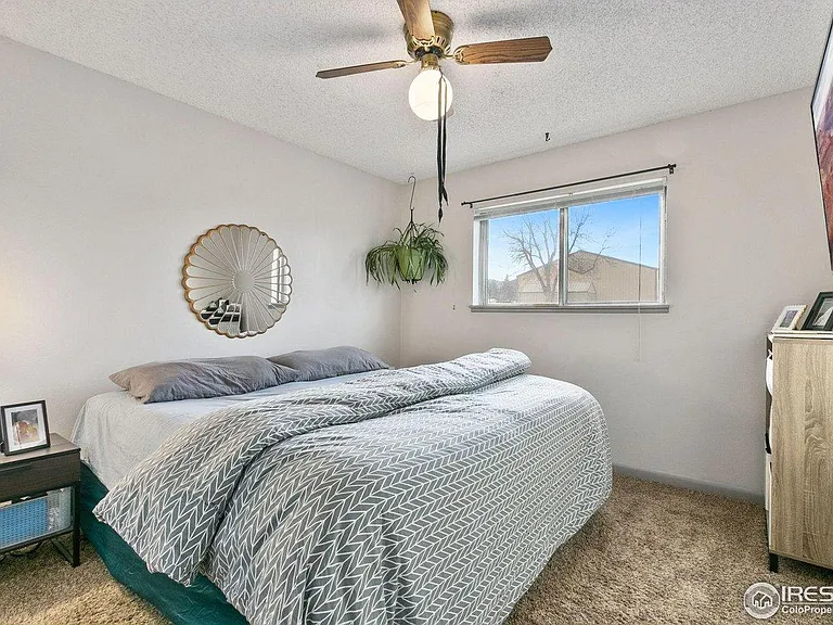 913 Ponderosa Dr — Photo 13