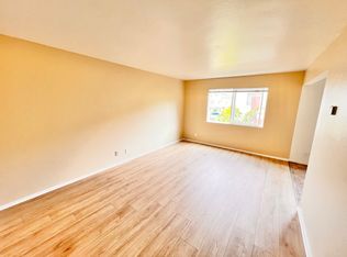 631 Sylvan St APT 1, Daly City, CA 94014