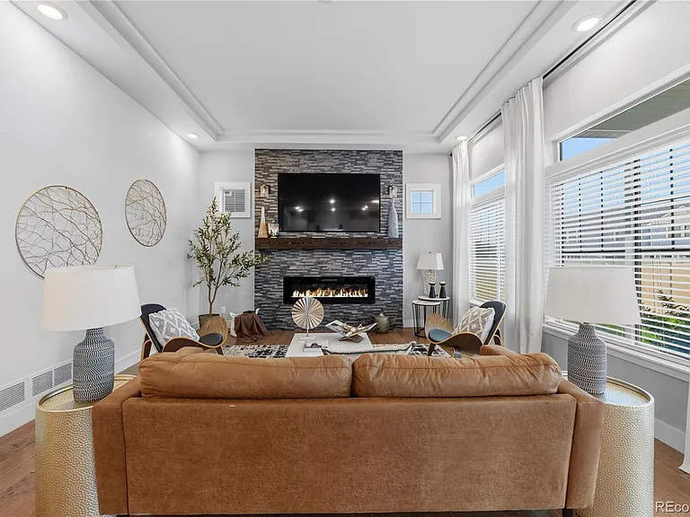 20750 E Beekman Pl — Photo 10