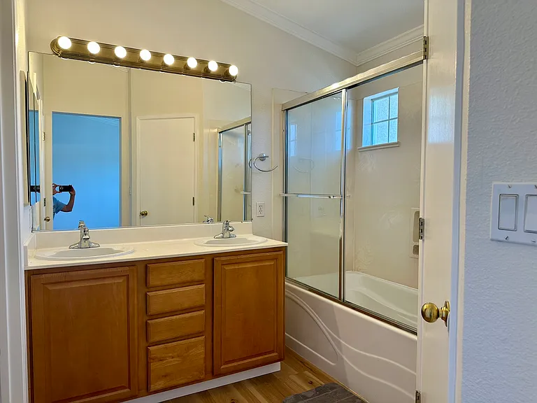 923 Ferro Dr — Photo 21