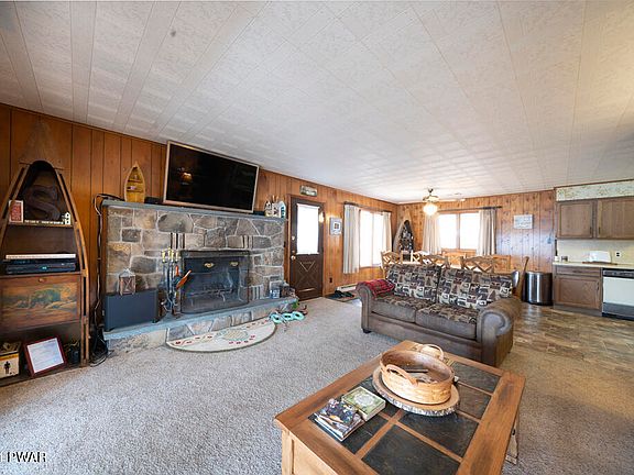 4th image of 105 Crestview Dr