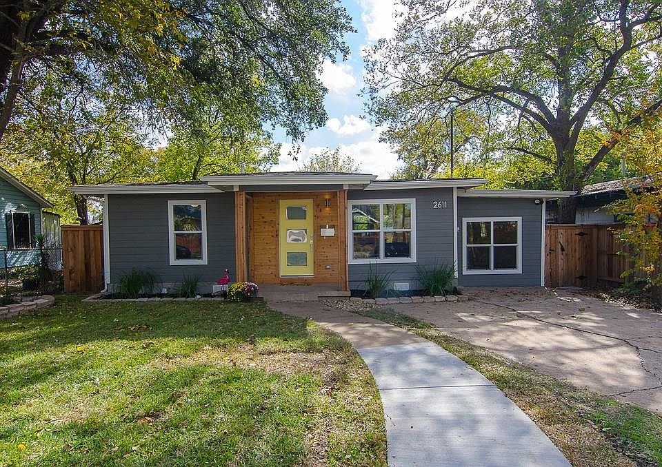 1st image of 2611 Oaklawn Ave