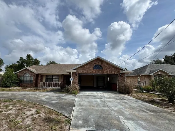 1466 Malaluka St, Deltona, FL 32725