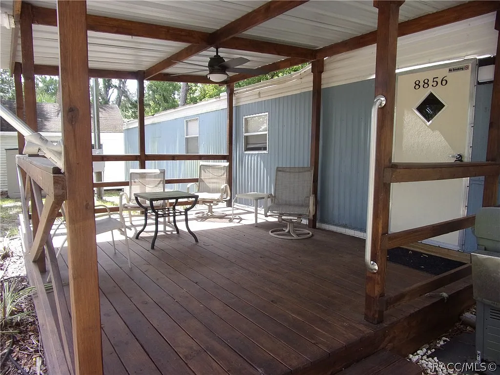 2 bed, 672 sqft, $1,500 — Photo 2