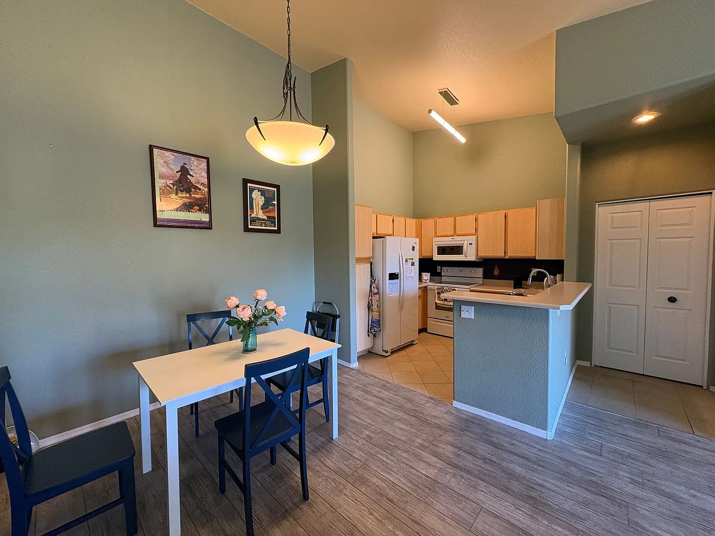 Beautiful Flagstaff Condo — Photo 1
