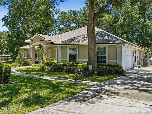 3rd image of 14845 CAPE Drive E