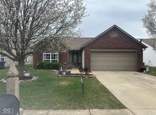 7916 Begonia Ct, Camby, IN 46113