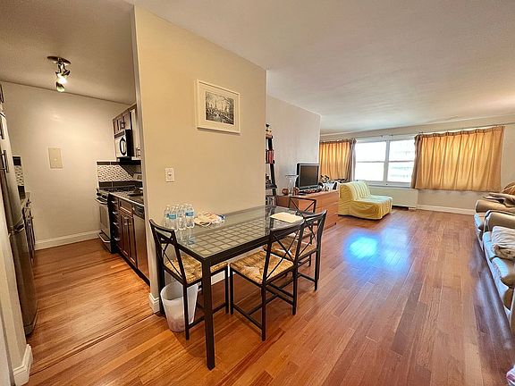 3rd image of 150 W End Ave APT 20E