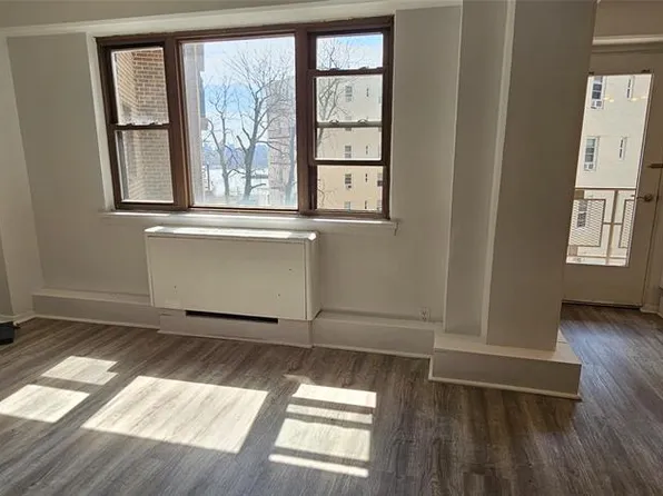 8800 Boulevard East APT 4B, North Bergen, NJ 07047