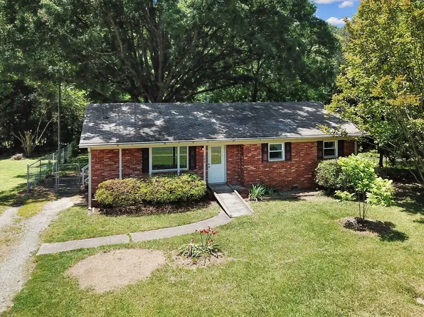 508 Sadie Dr, Matthews, NC 28105