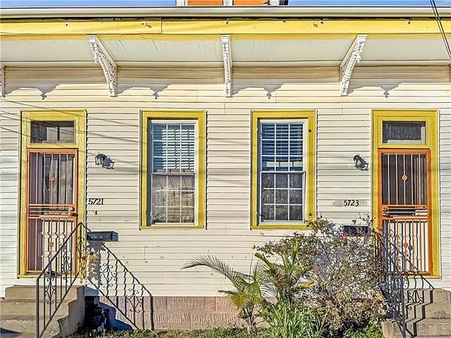 5721 Royal St — Photo 2