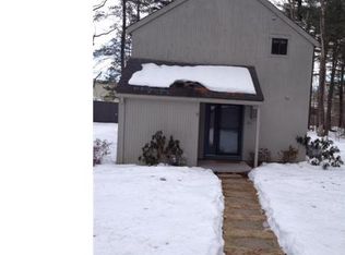 10 Gray Pine Cmn, Avon, CT 06001