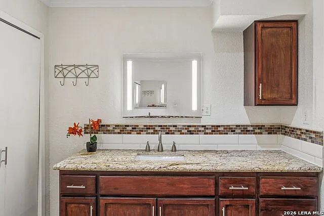 24818 House Mountain Rd — Photo 22