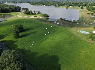 E Lakeshore Dr, Starkville, MS 39759