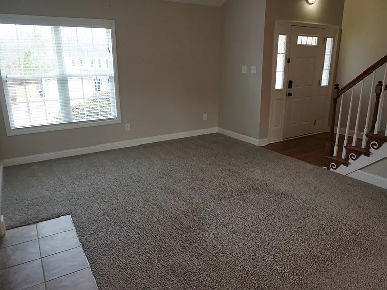 407 Sundown Ct — Photo 14