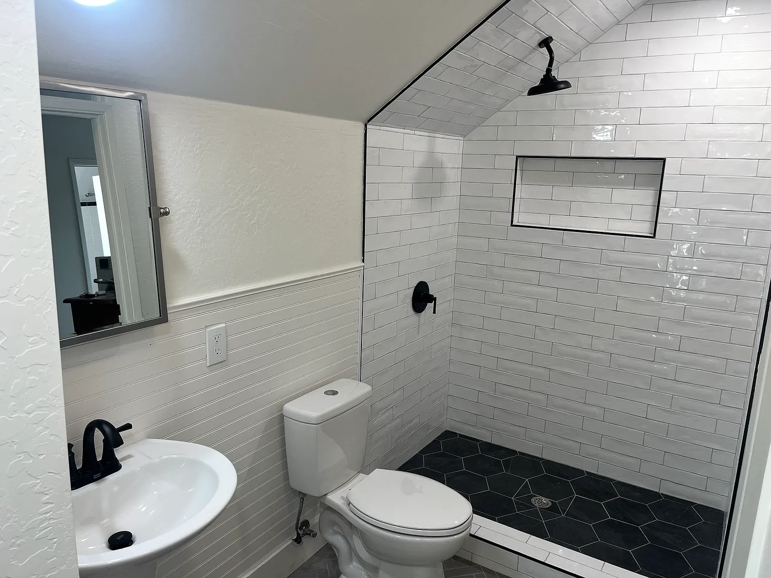 4059 Ridge St — Photo 4