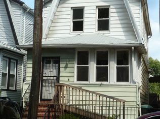 8915 89th St, Woodhaven, NY 11421
