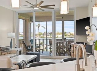 450 Launch Cir APT 201, Naples, FL 34108