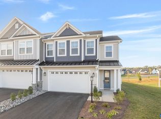 355 Bayberry Ln, Zion Crossroads, VA 22942