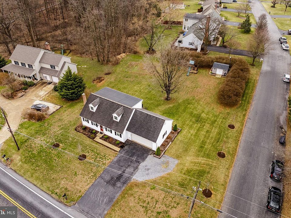 1st image of 646 W Brubaker Valley Rd