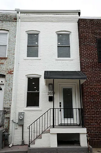 2039 Rosedale St NE Photo 1