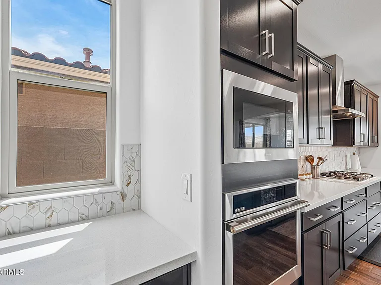 9019 W Denton Ln — Photo 21