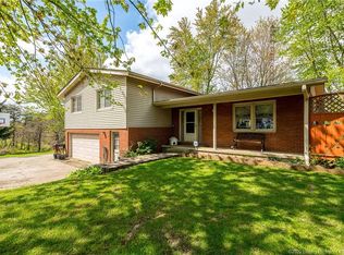 1811 Country Lake Rd, Underwood, IN 47177