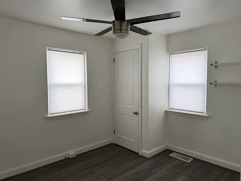 346 W Church Rd — Photo 4