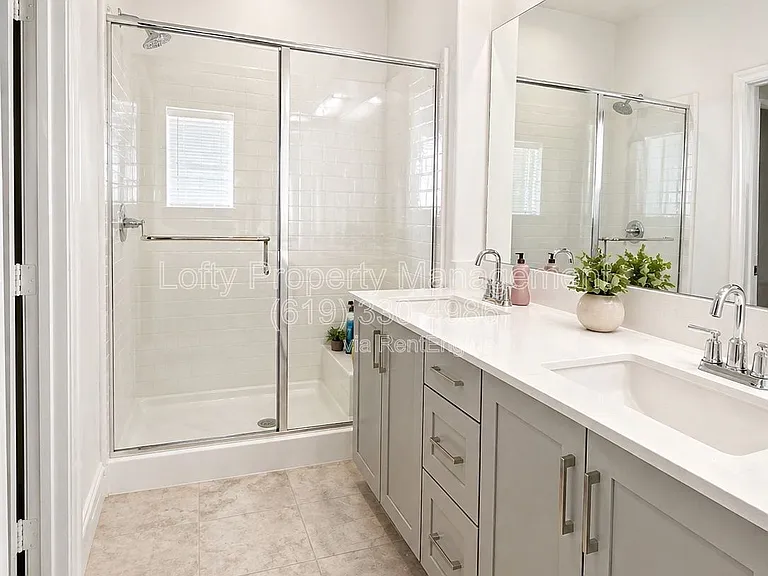 1991 Affinity Ln — Photo 4