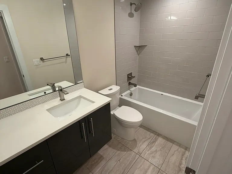 1716 Hooker St — Photo 13