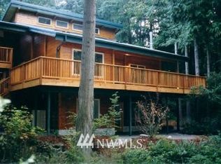 20880 Nachant Dr NE, Indianola, WA 98342