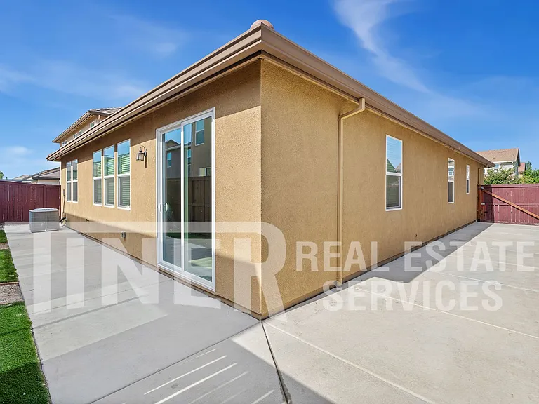 8409 Stara St — Photo 22