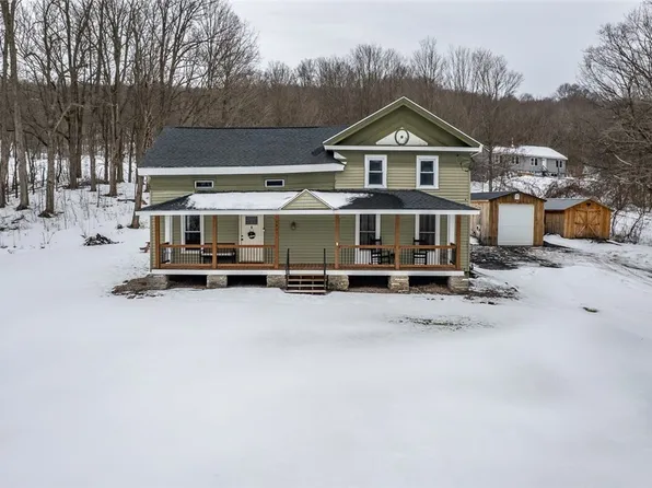 6537 Creek Rd, Oneida, NY 13421