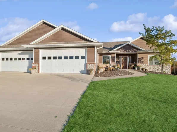 21407 Huntington Hills Dr, Anamosa, IA 52205