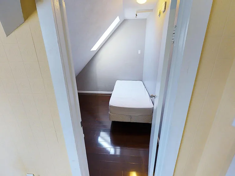 113 Comstock Ave #10 — Photo 6