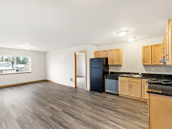 Legacy Ridge: Leasing Specials! Beautifully renovated 1- and 2-bedroom apartments, 901 E 72nd St #921-3D, Tacoma, WA 98404