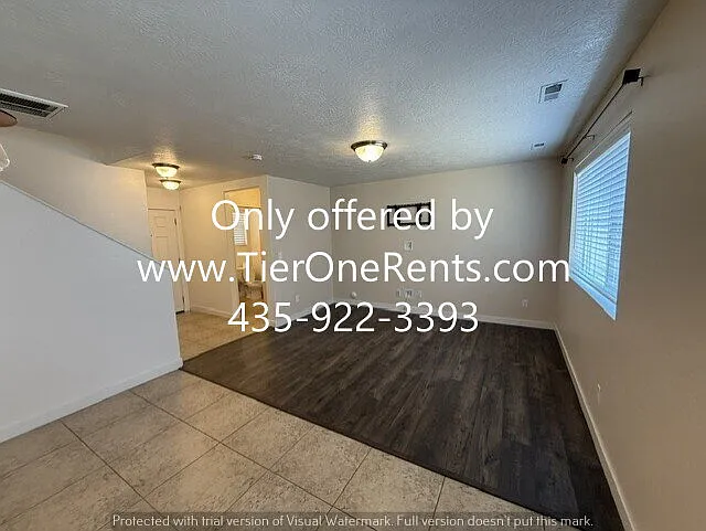 1075 W Stonehaven Dr — Photo 4
