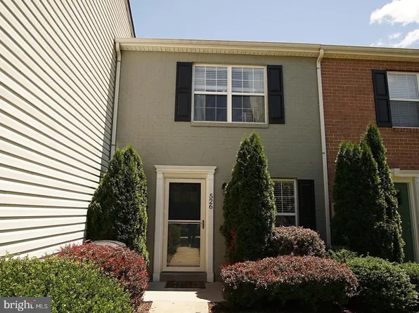 526 Lancaster Pl, Frederick, MD 21703