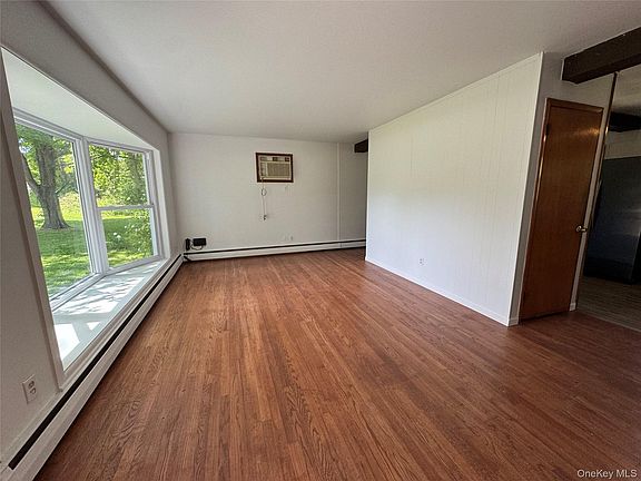 4th image of 1 Corine Drive