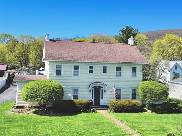 271 Front St, Owego, NY 13827