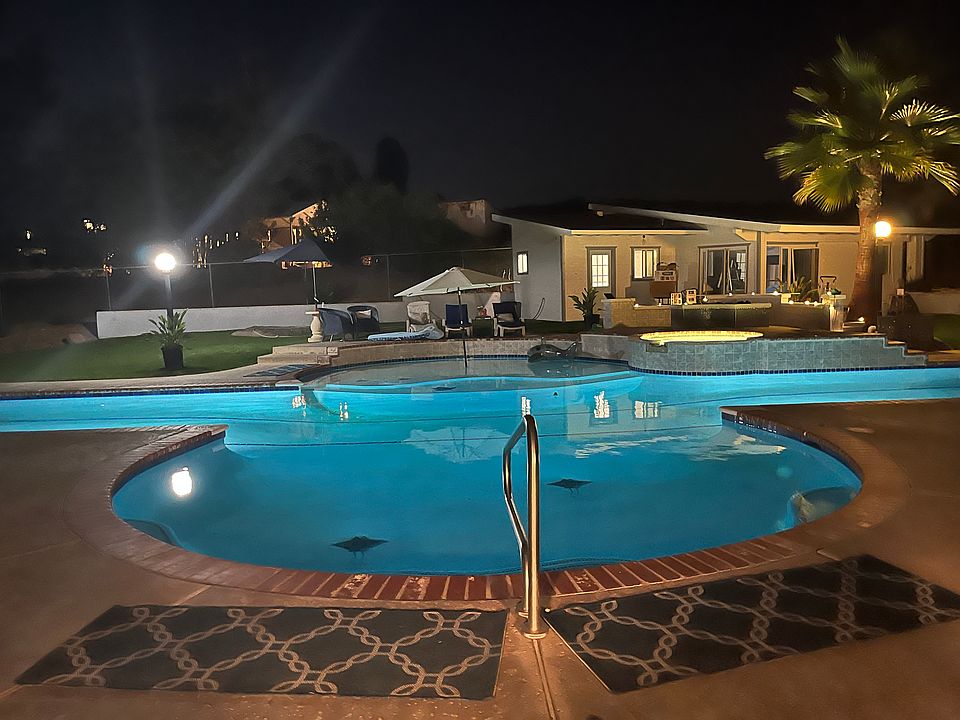 View of Pool house/Studio