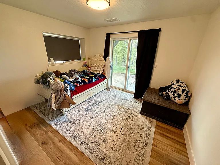 6465 Macarthur Dr — Photo 20