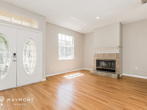 3rd image of 1144 View Pointe Cir