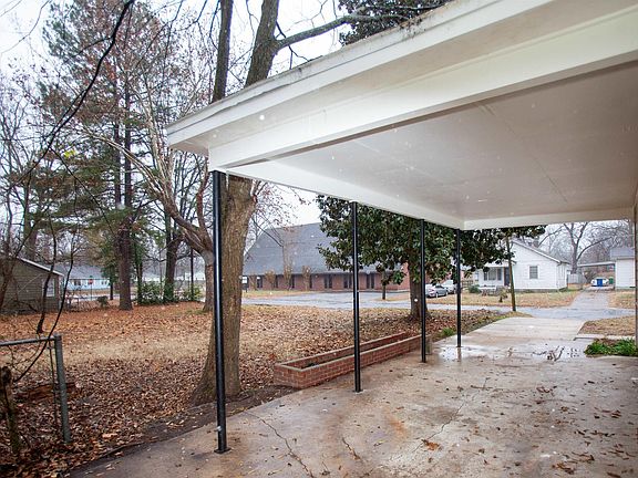 2nd image of 4701 Atkins St